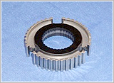 Mass production of high precision clutch hub that contributes to shift change feeling improvement